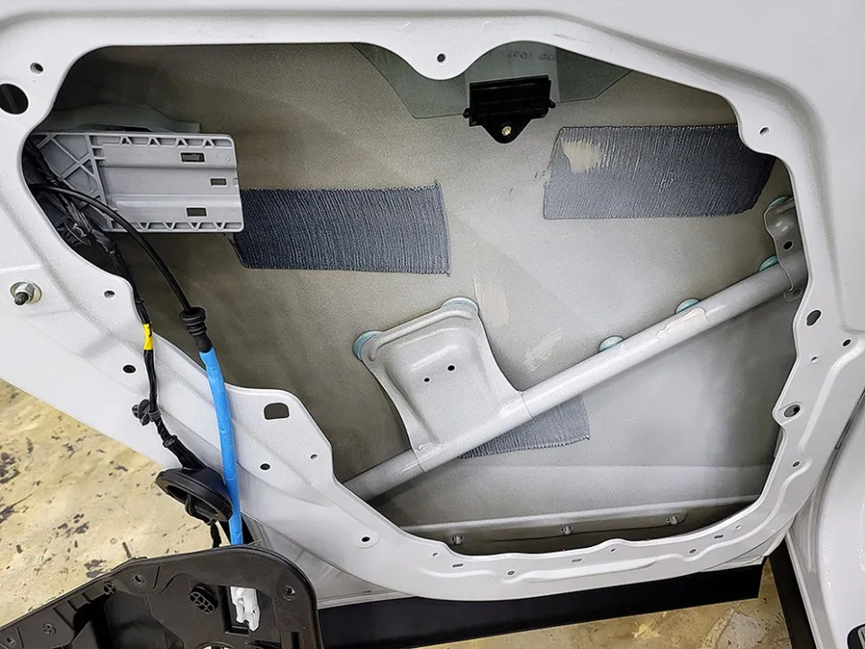 Hyundai Tucson soundproofing - Hyundai Tucson Soundproofing Review: Road Noise Reduction photo 3
