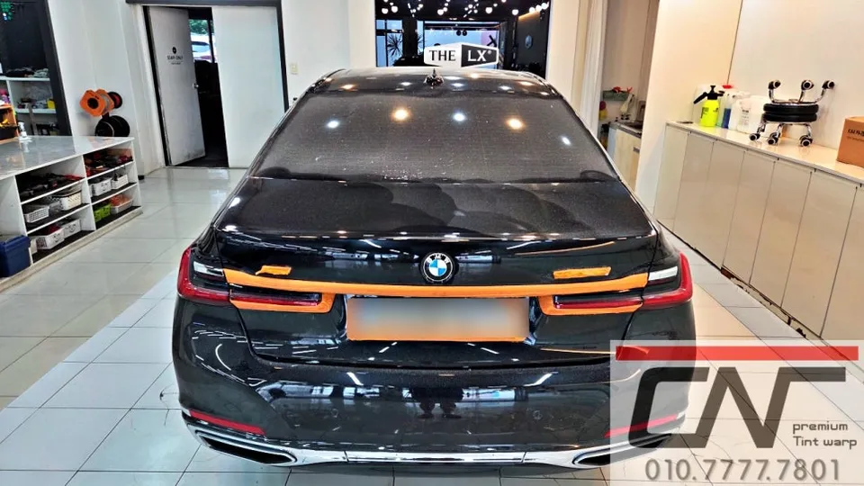 BMW 7 Seriesのガラスコーティング事例|費用目安・仕上がり 施工写真 3-2