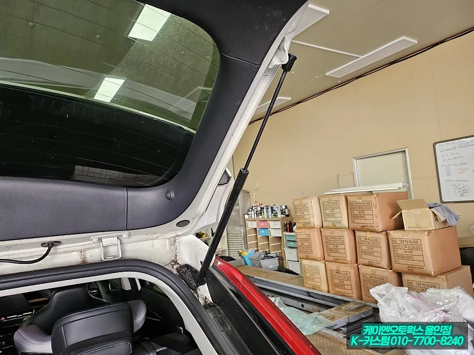 Kia Niro SG2 oem options - Kia Niro SG2 Power Tailgate Upgrade Review photo 4