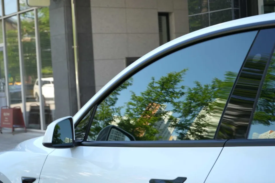 Tesla Model Y window tinting - Tesla Model Y Window Tinting Review: Cost & Heat Rejection photo 6