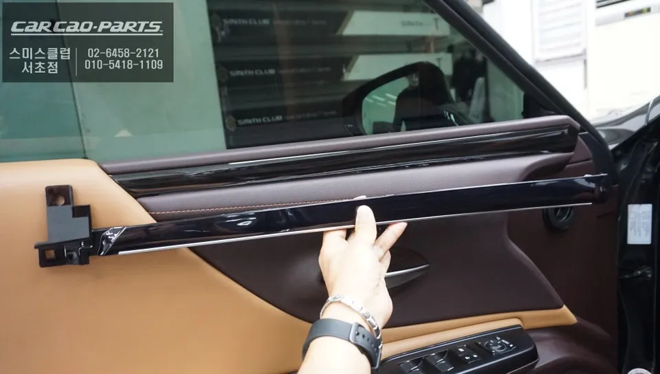 Lexus ES 300h ambient lighting - Lexus ES 300h Ambient Lighting Upgrade: Enhanced Interior Ambianc photo 3