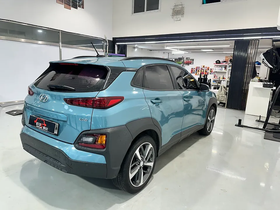 Hyundai Konaのカーフィルム施工事例 施工写真 4