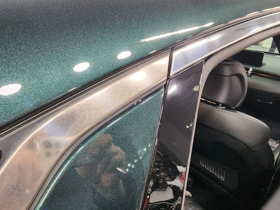 Genesis GV70 vinyl wrap - Genesis GV70 Chrome Delete Vinyl Wrap Review photo 4