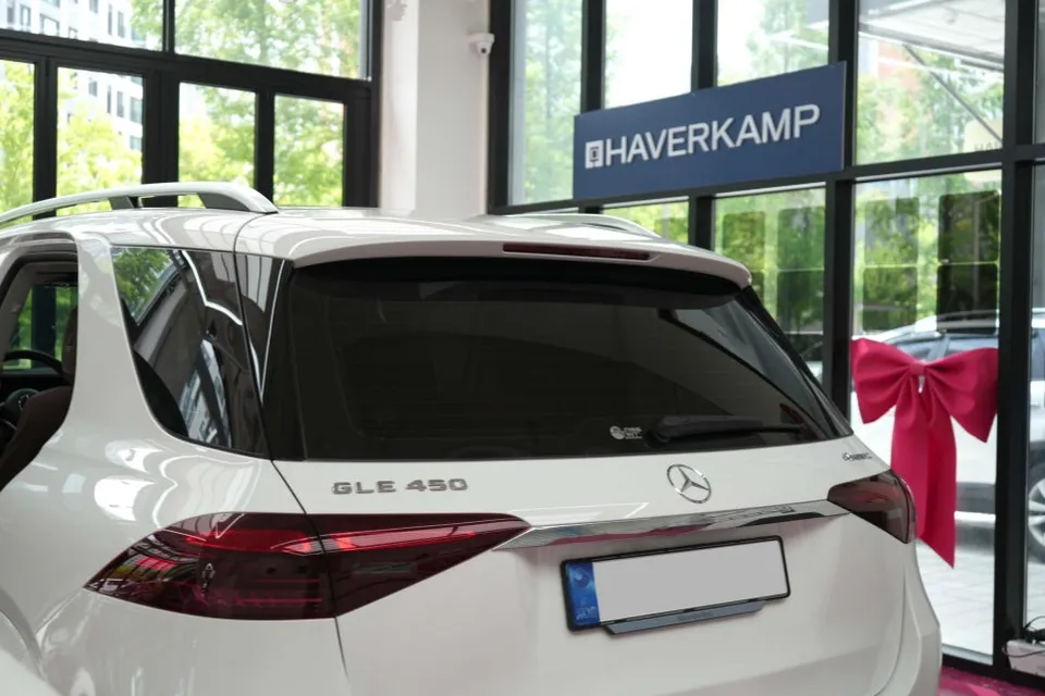 Mercedes-Benz GLEのカーフィルム施工事例|費用目安・仕上がり 写真