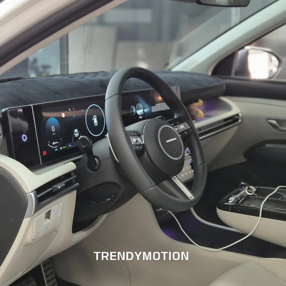 Hyundai Tucson NX4 steering wheel - Hyundai Tucson NX4 Steering Wheel Customization Review photo 5