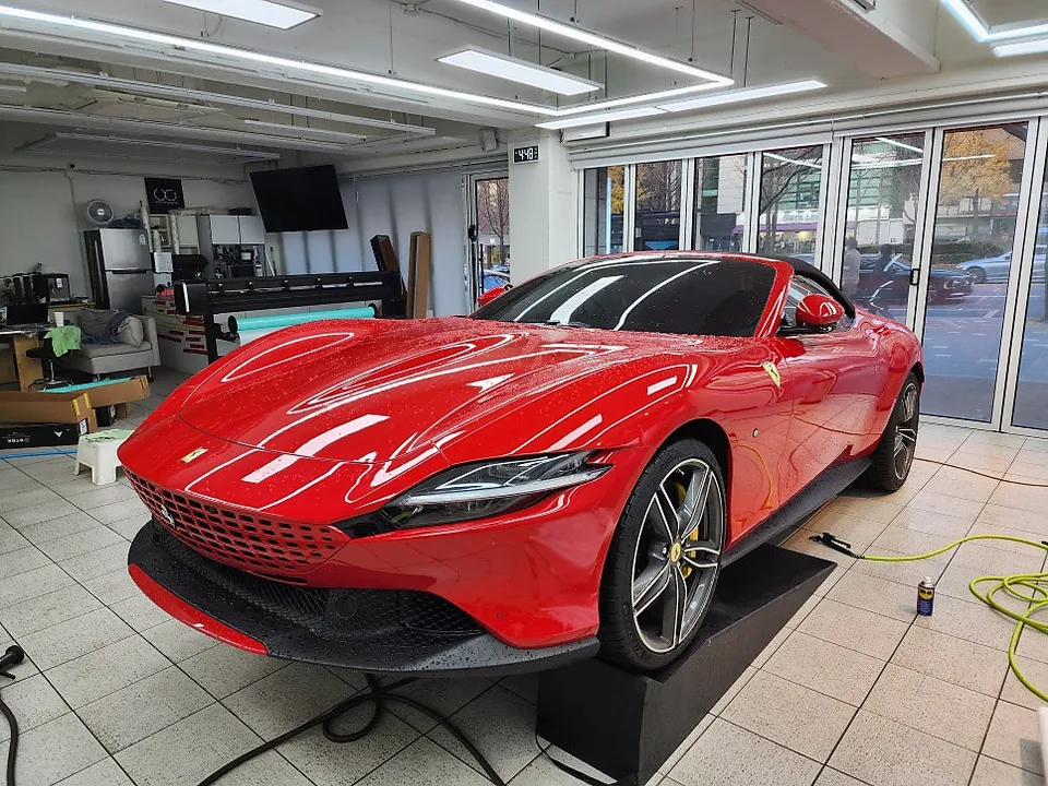 Ferrari RomaのPPF施工事例|費用目安と仕上がり 施工写真 2-2