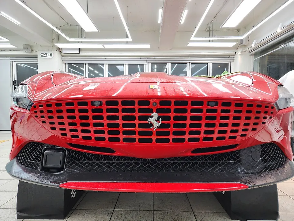 Ferrari RomaのPPF施工事例|費用目安と仕上がり 施工写真 2-3
