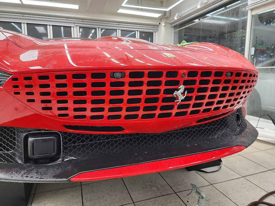 Ferrari RomaのPPF施工事例|費用目安と仕上がり 施工写真 3-3