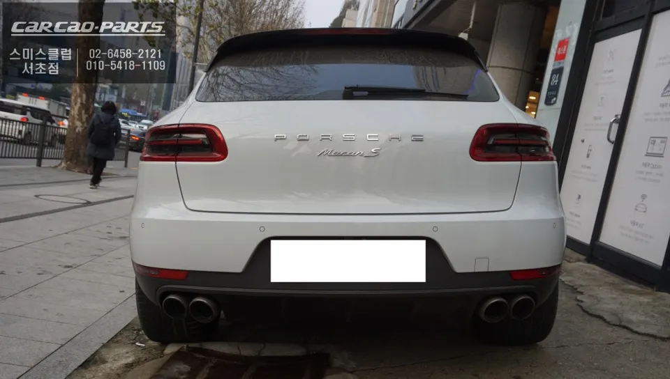 Porsche Macan oem options - Porsche Macan Blind Spot Sensors & Wide Angle Mirror Review photo 7
