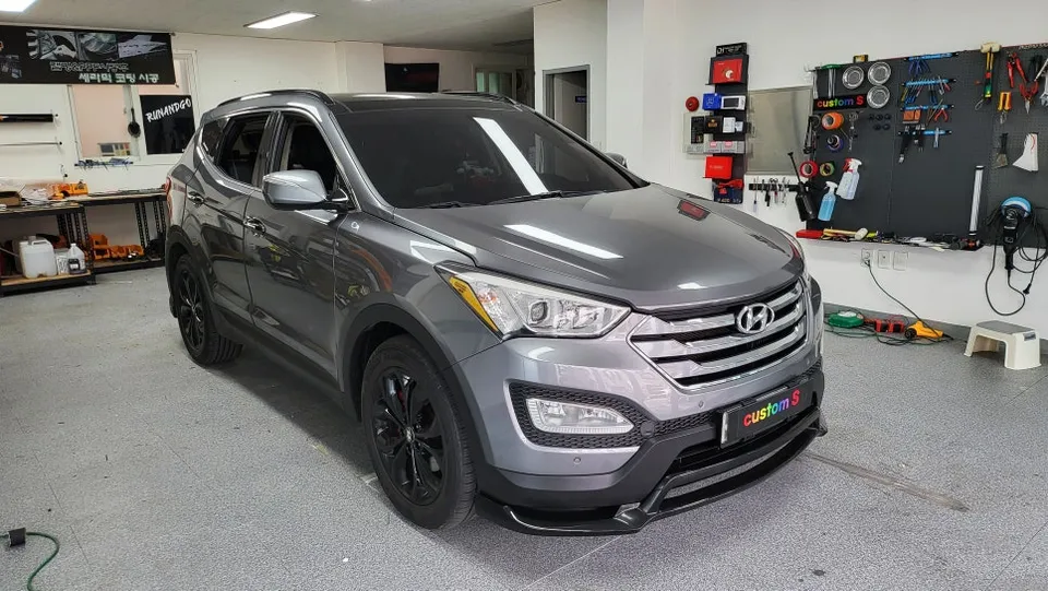 Hyundai Santa Fe DM ambient lighting - Hyundai Santa Fe DM Ambient Lighting Review: Cost & Results photo 3