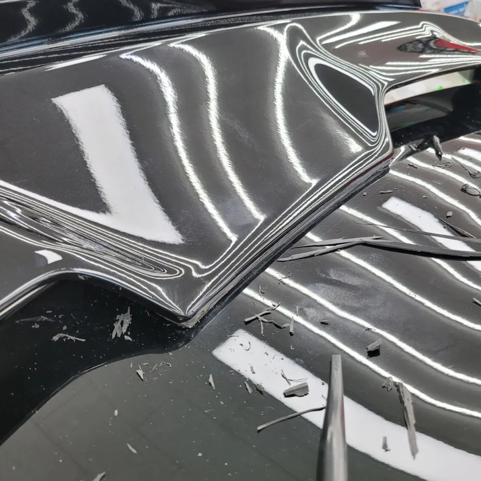 Ford Mustangのカーラッピング事例|費用目安・仕上がり 施工写真 1-2