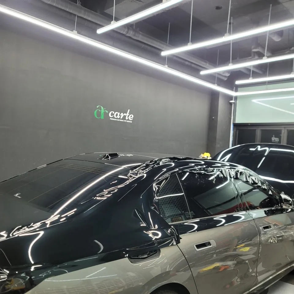 BMW 7 Seriesのカーラッピング事例｜費用目安・仕上がり 施工写真 3-3