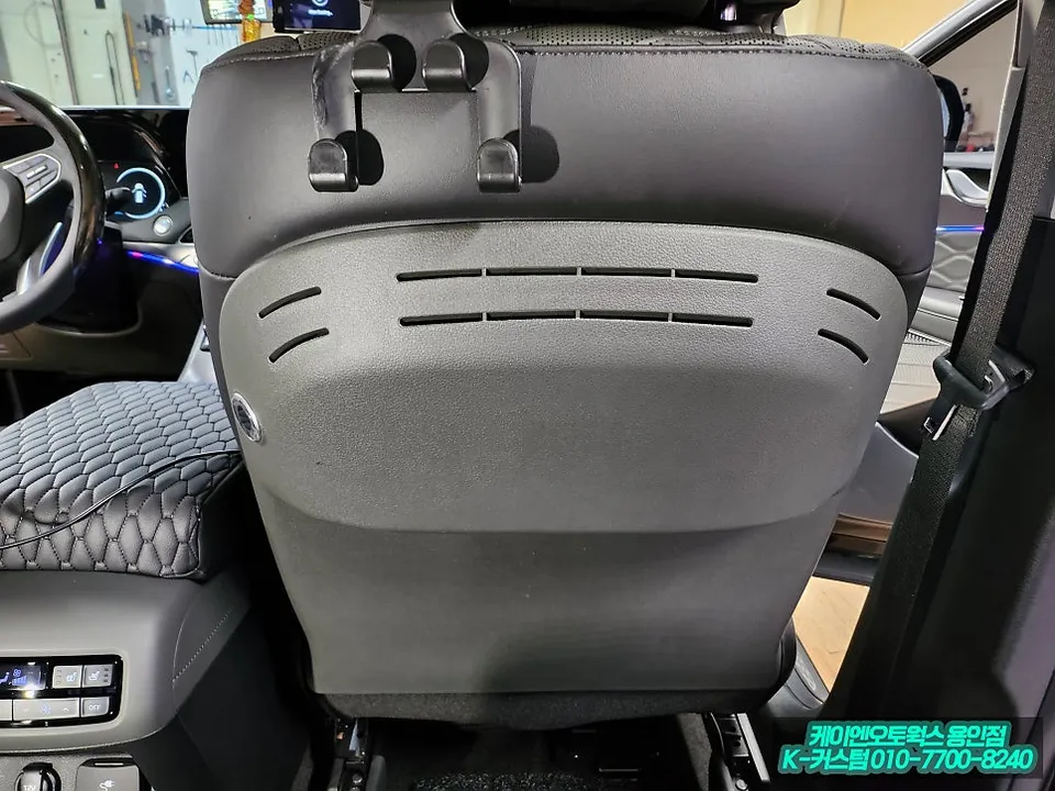 Hyundai PalisadeのAndroid Auto・CarPlay取付事例 施工写真 4-2