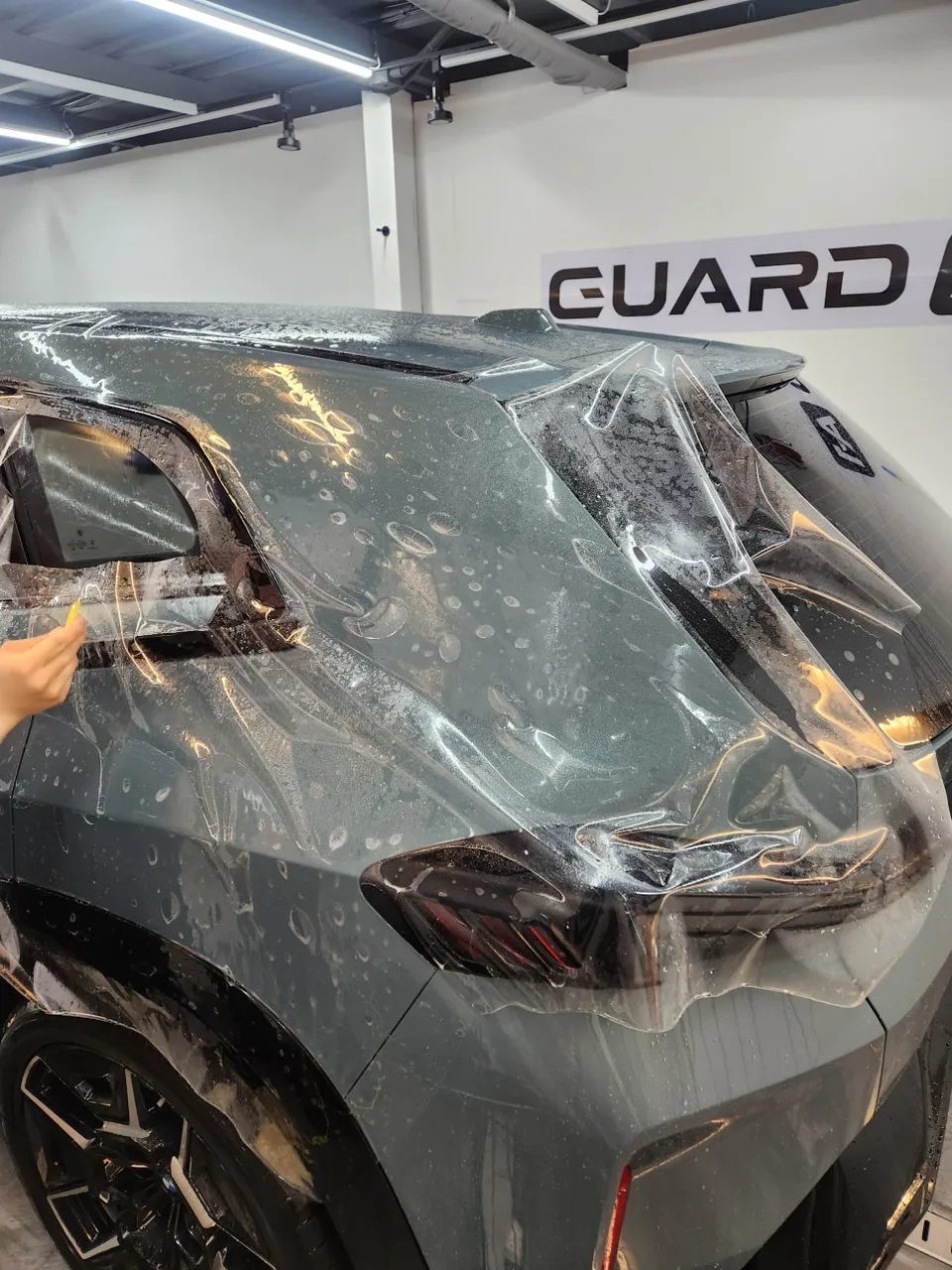 BMW XM ppf - BMW XM PPF Review: Flawless High-Gloss Finish photo 7