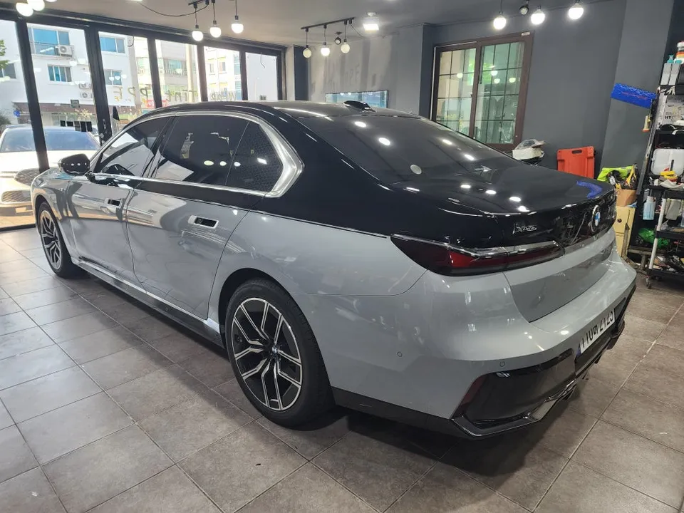 BMW 7 SeriesのPPF施工事例｜費用目安・仕上がり 施工写真 2-1