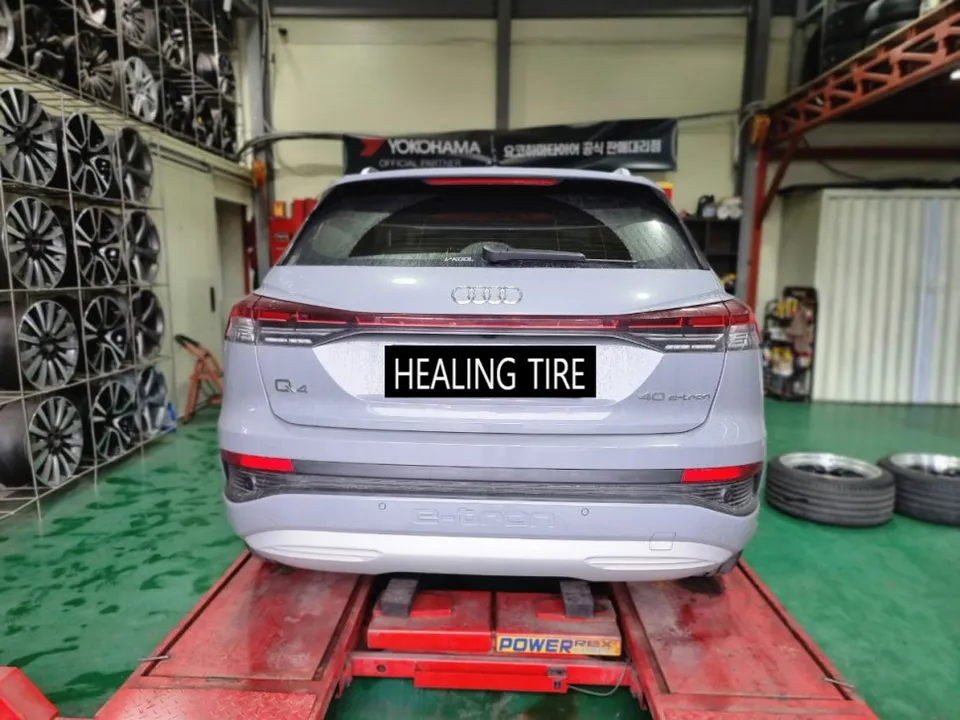 Audi Q4 e-tronのホイールリペア・塗装事例 写真