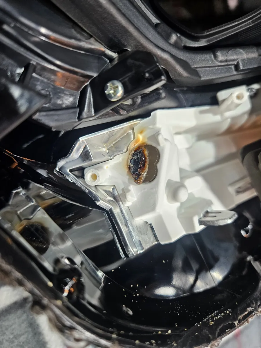 Kia Sorento MQ4 lighting upgrade - Kia Sorento MQ4 Lighting Upgrade Review — Yellowing Repair photo 4