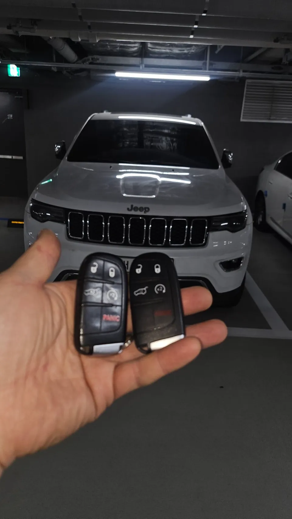 Jeep Grand Cherokee oem options - Jeep Grand Cherokee OEM Options Review: Cost & Results photo 4