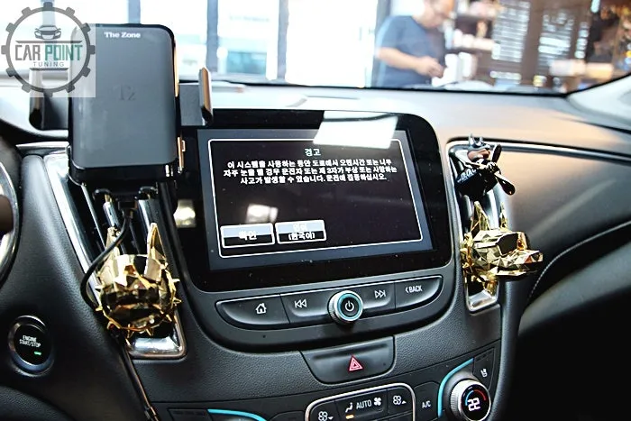 Chevrolet MalibuのAndroid Auto・CarPlay取付事例 写真