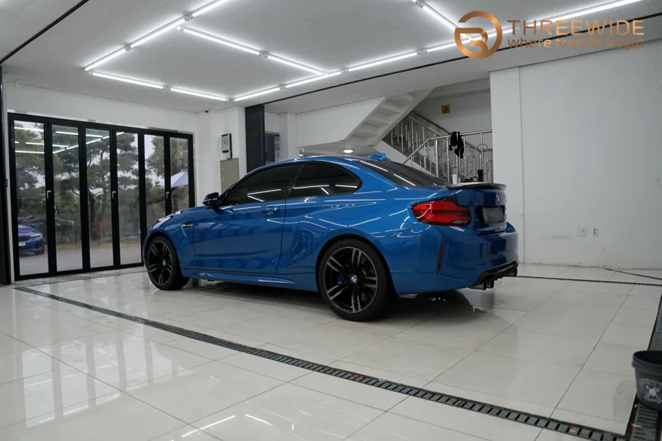 BMW M2のカーラッピング事例 施工写真 2-2