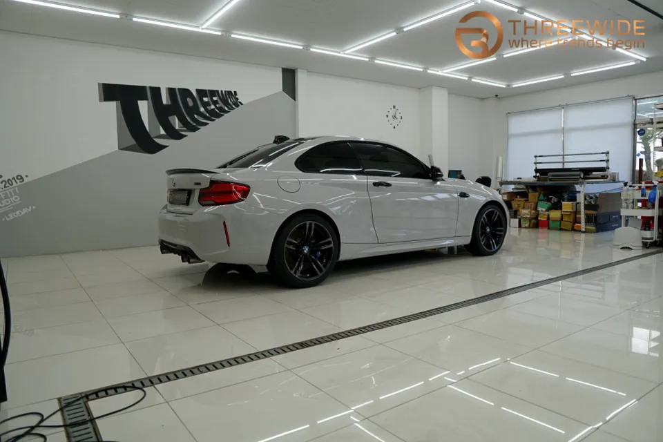 BMW M2のカーラッピング事例 施工写真 3-2