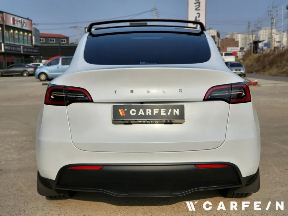 Tesla Model Y PPF施工事例｜費用目安と仕上がり 施工写真 2-3