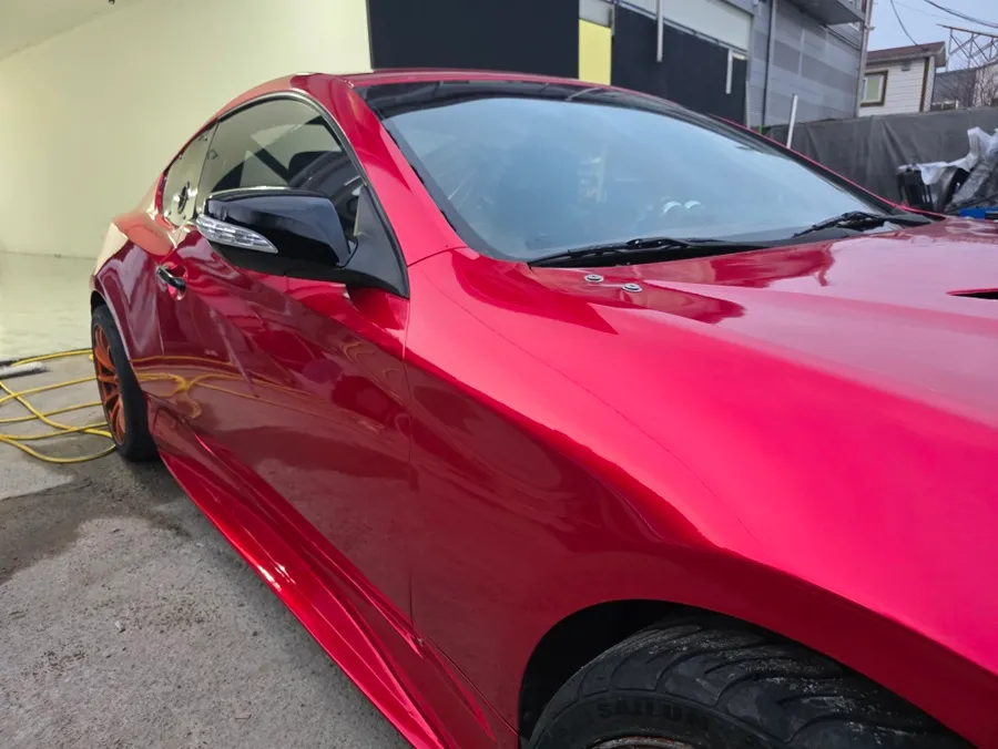 Hyundai Genesis Coupe vinyl wrap - Hyundai Genesis Coupe Vinyl Wrap Review: Intense Red Transformati photo 5