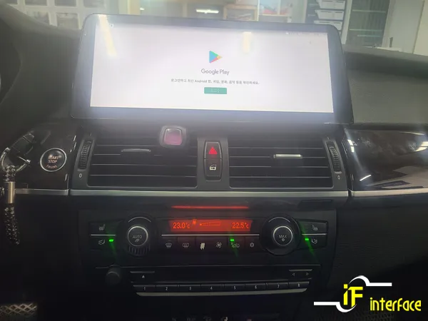 BMW X6のAndroid Auto・CarPlay取付事例 施工写真 1-2