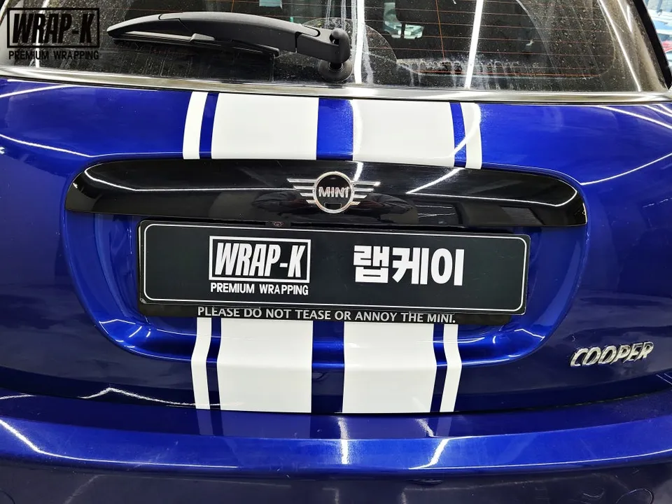 BMW MINI Cooperのカーラッピング事例｜費用目安・仕上がり 施工写真 3-3