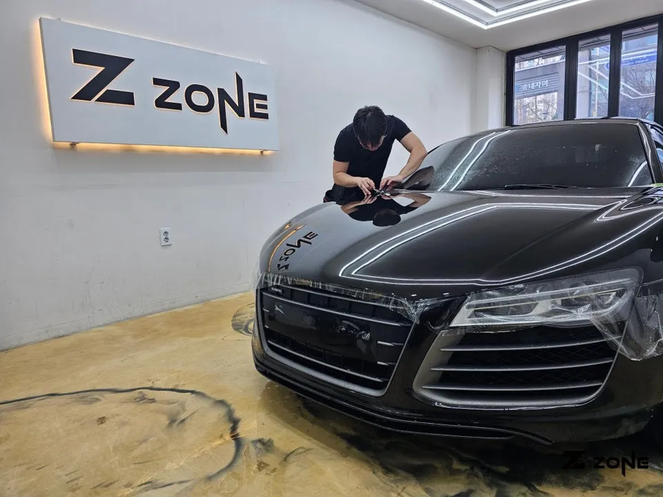 Audi R8のPPF施工事例|費用目安と仕上がり 施工写真 3-1
