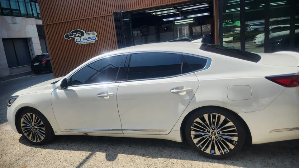 Kia K7 window tinting - Kia K7 Window Tinting Review: Blockforty Titanium Black Film photo 5