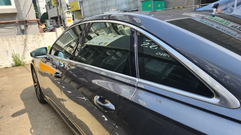 Audi A6のPPF施工事例|クローム除去とボンネット保護 施工写真 1-2