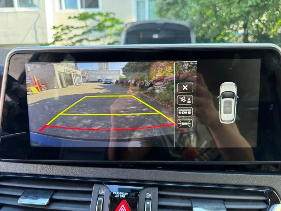 Hyundai Grandeur IGのAndroid Auto・CarPlay取付事例 施工写真 3-2