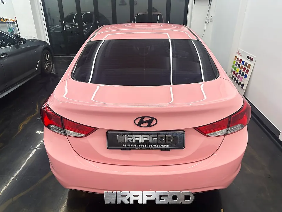 Hyundai Elantra MDのカーラッピング事例|チェリーブラッサム 施工写真 2-2