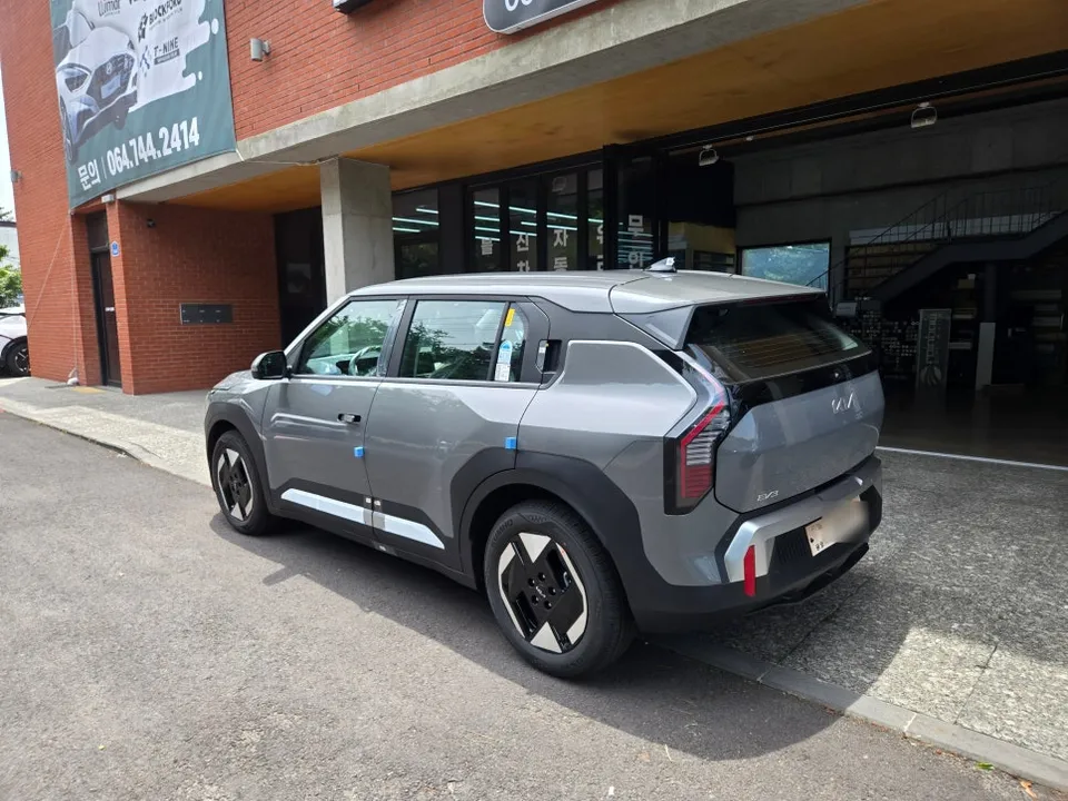 Kia EV6のPPF施工事例|費用目安と仕上がり 施工写真 2-1