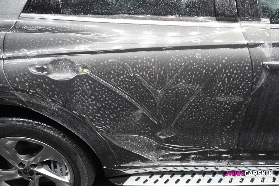 Genesis GV70 PPF施工事例|費用目安と仕上がり 施工写真 1-2