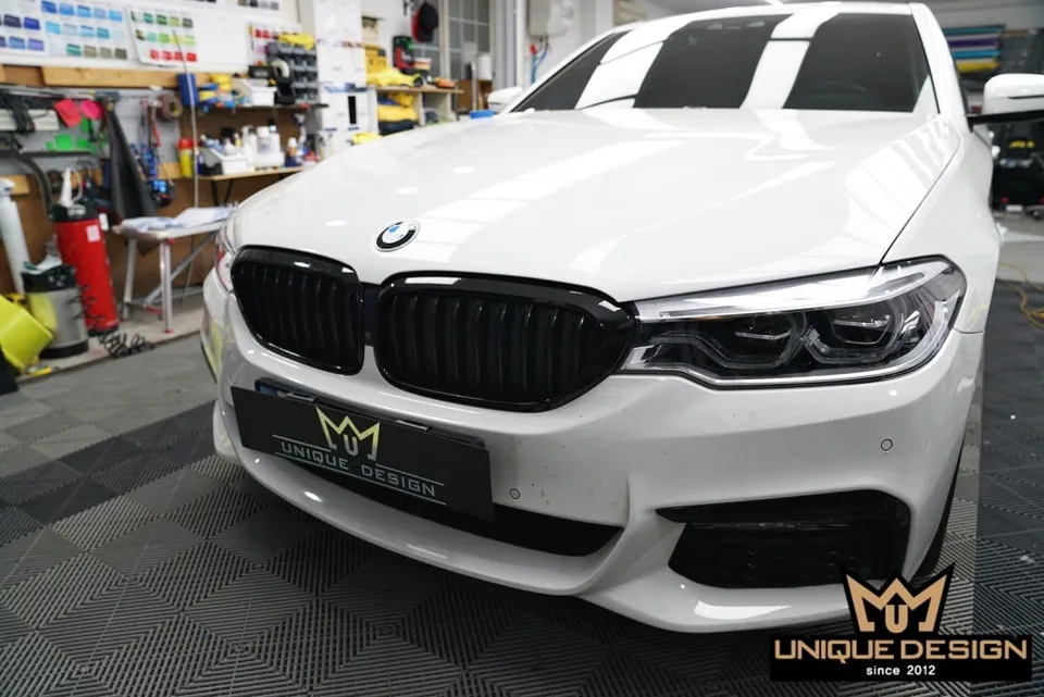 BMW 5 Seriesのカーフィルム施工事例|費用目安・仕上がり 施工写真 1-3