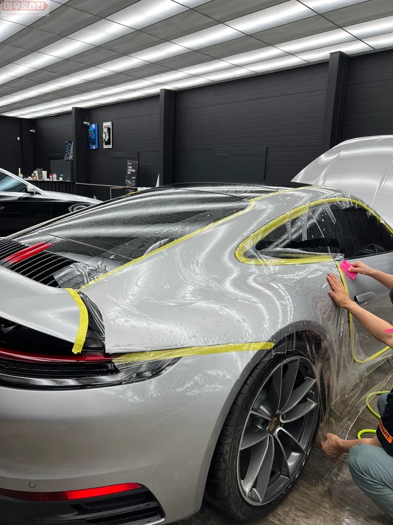 Porsche 911 PPF施工事例|費用目安と仕上がり 施工写真 1-2