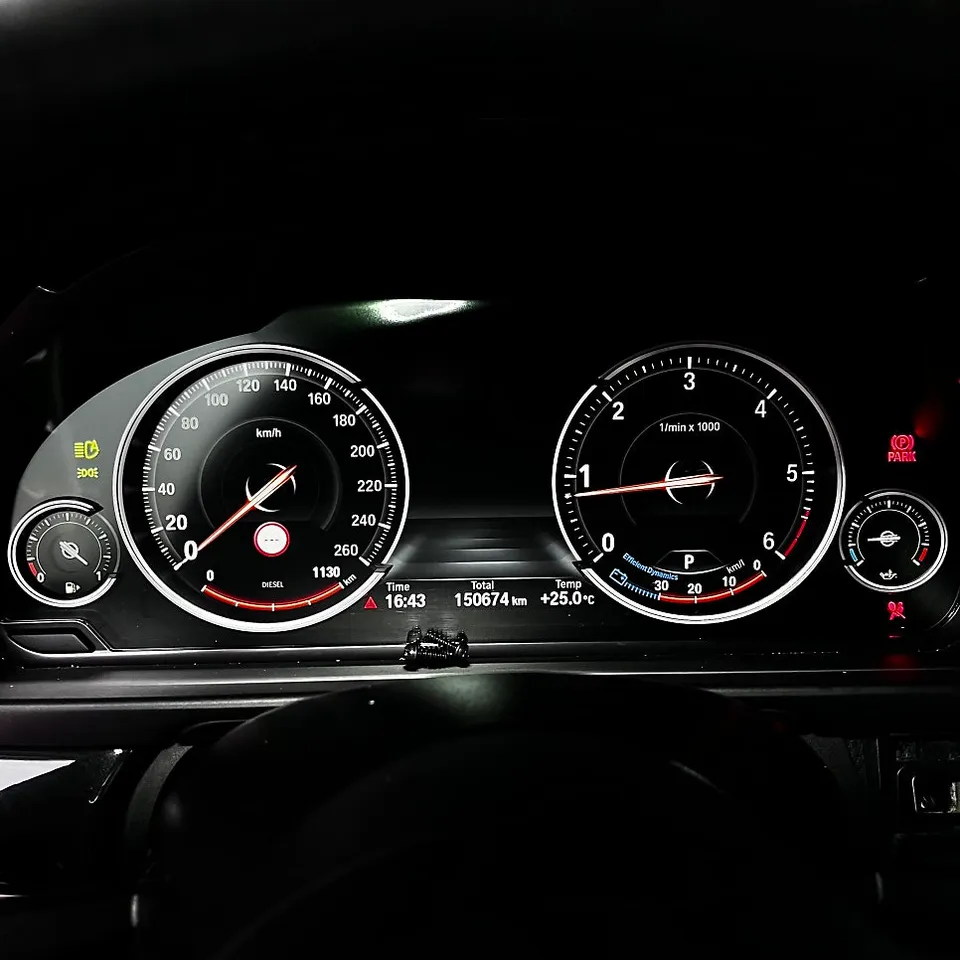 BMW 5 Series F10のAndroid Auto・CarPlay取付事例 施工写真 6