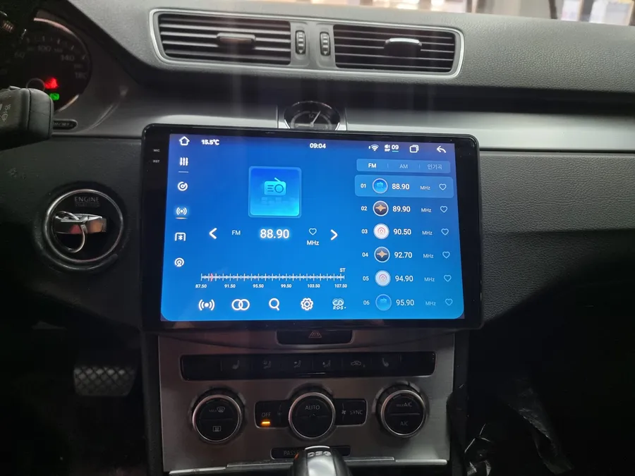 Volkswagen CCのAndroid Auto・CarPlay取付事例 施工写真 4-2