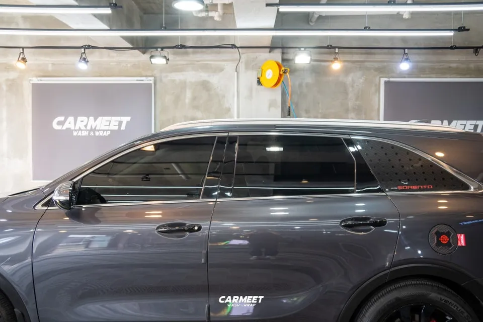 Kia Sorento MQ4のカーラッピング事例｜費用目安・仕上がり 施工写真 1-1