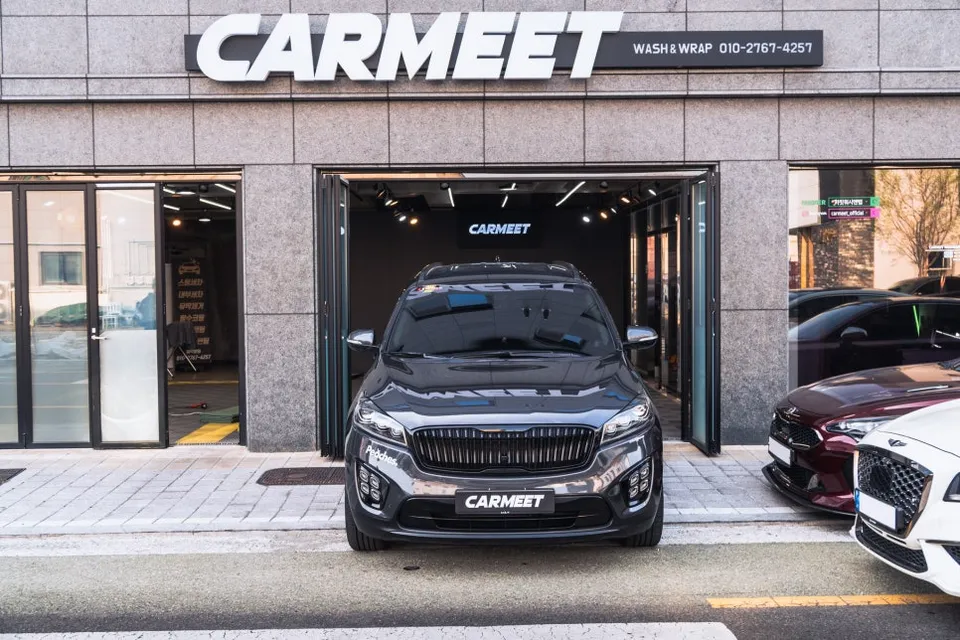 Kia Sorento MQ4のカーラッピング事例｜費用目安・仕上がり 施工写真 3-2