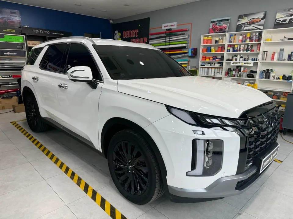 Hyundai Palisadeのカーラッピング事例|費用目安・仕上がり 施工写真 3-1