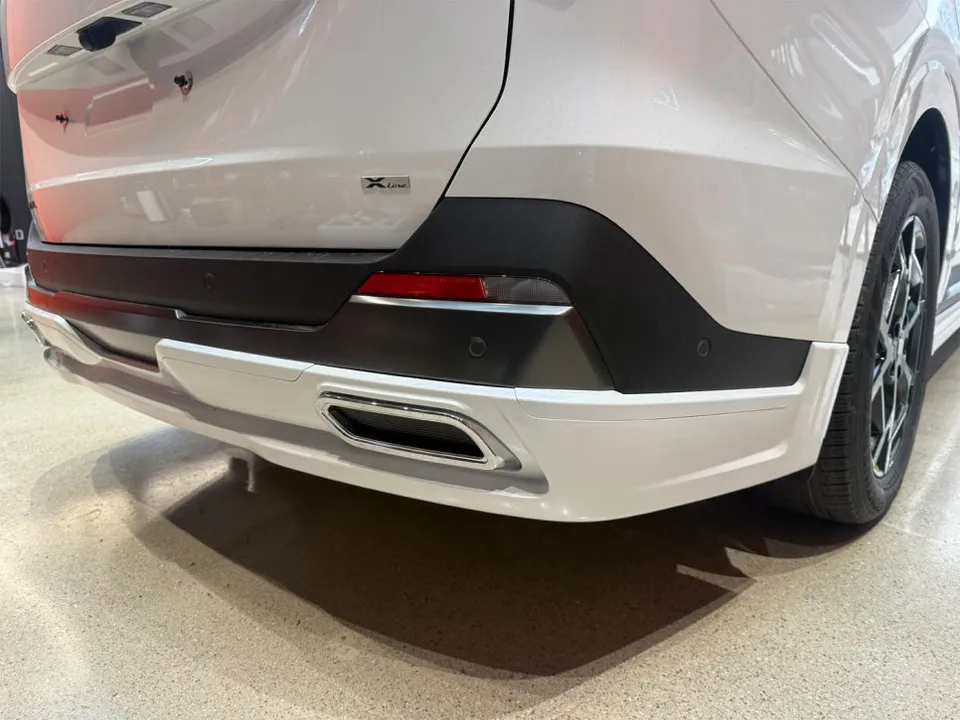 Kia Carnivalのカーフィルム施工事例｜断熱・スモーク効果 施工写真 2-3