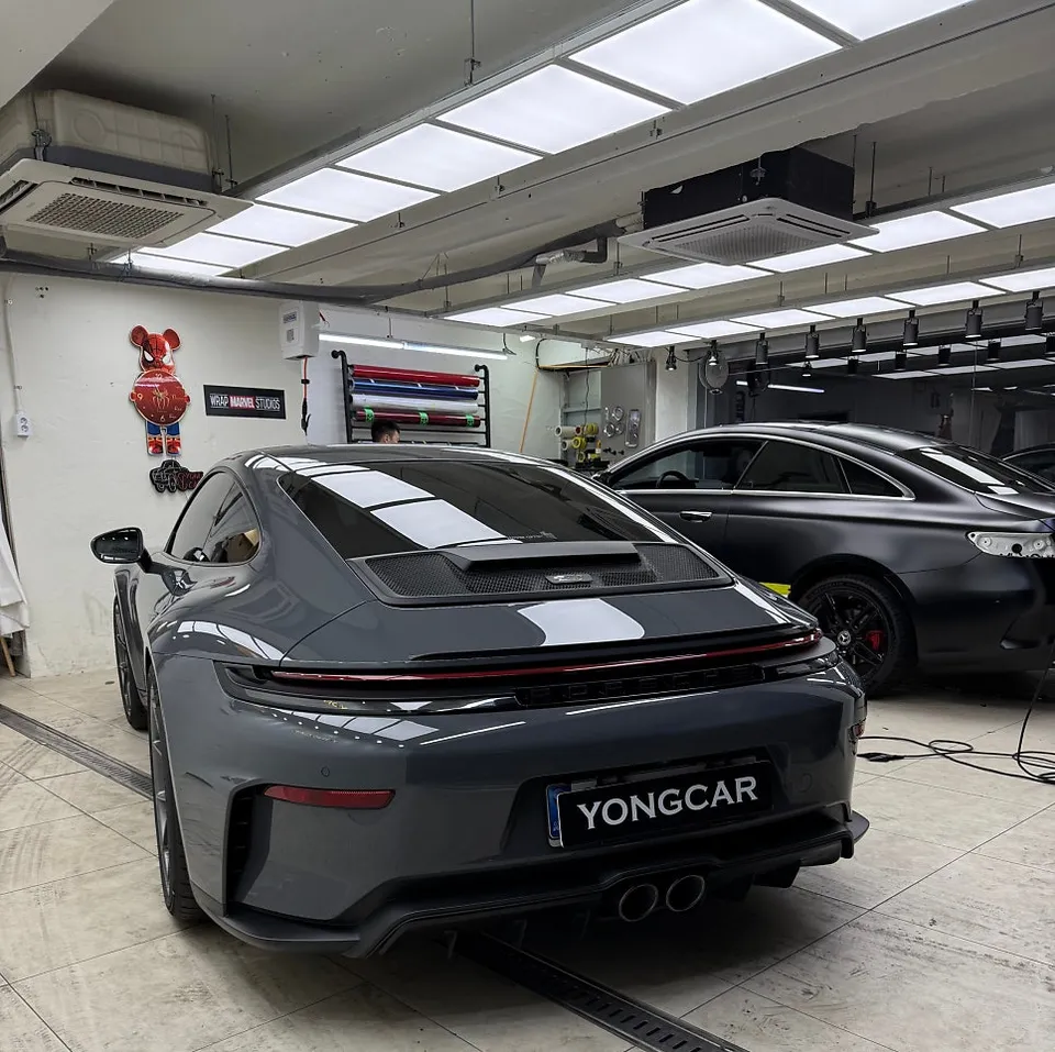 ポルシェ911 GT3のPPF施工事例｜STEKダイノシールド 施工写真 1-2