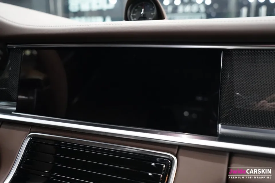 Porsche Panamera ppf - Porsche Panamera PPF Review - Interior Protection photo 4