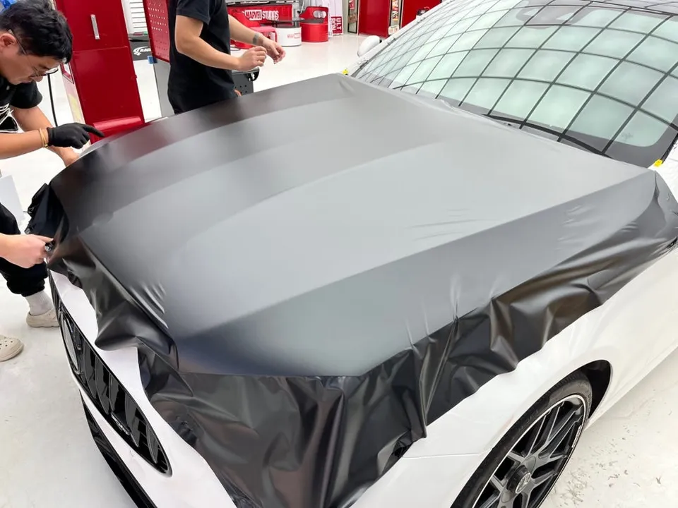 Mercedes-Benz E53 AMG vinyl wrap - Mercedes-Benz E53 AMG Vinyl Wrap Review: Satin Black Finish photo 4