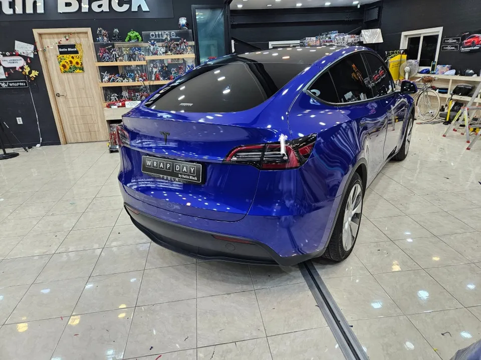 Tesla Model Yのガラスコーティング事例|費用目安・仕上がり 施工写真 2-2