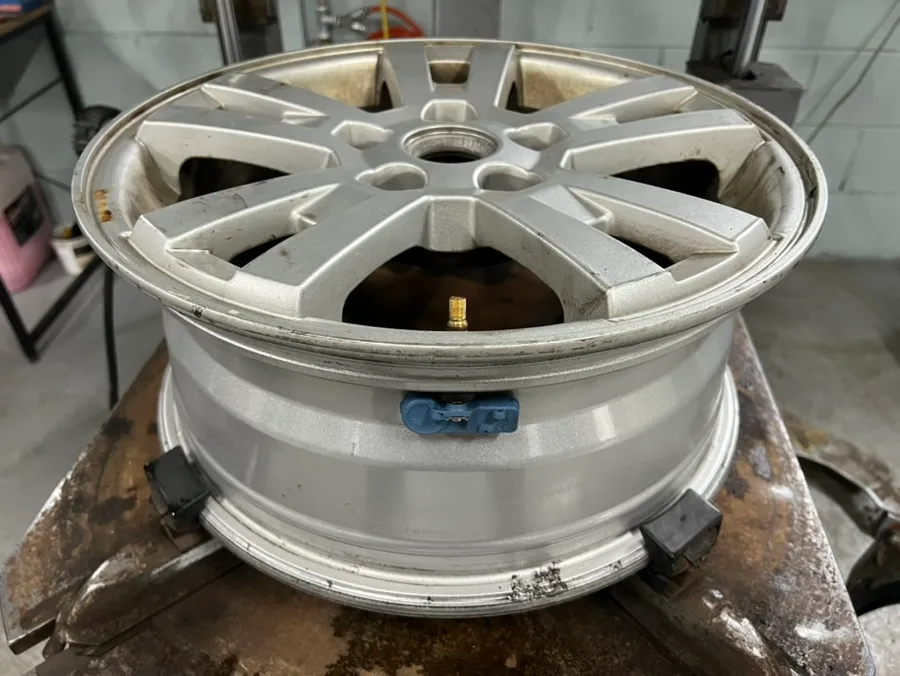 Chevrolet Orlando wheel repair - Chevrolet Orlando Wheel Repair & Painting Review photo 3