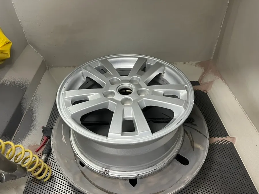 Chevrolet Orlando Wheel Repair & Painting Review photo 12